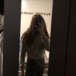 brandy melville jacket (one size)